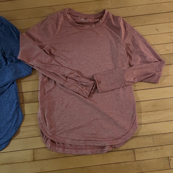 Set of 2- Athleta long sleeves! - Picture 7 of 13